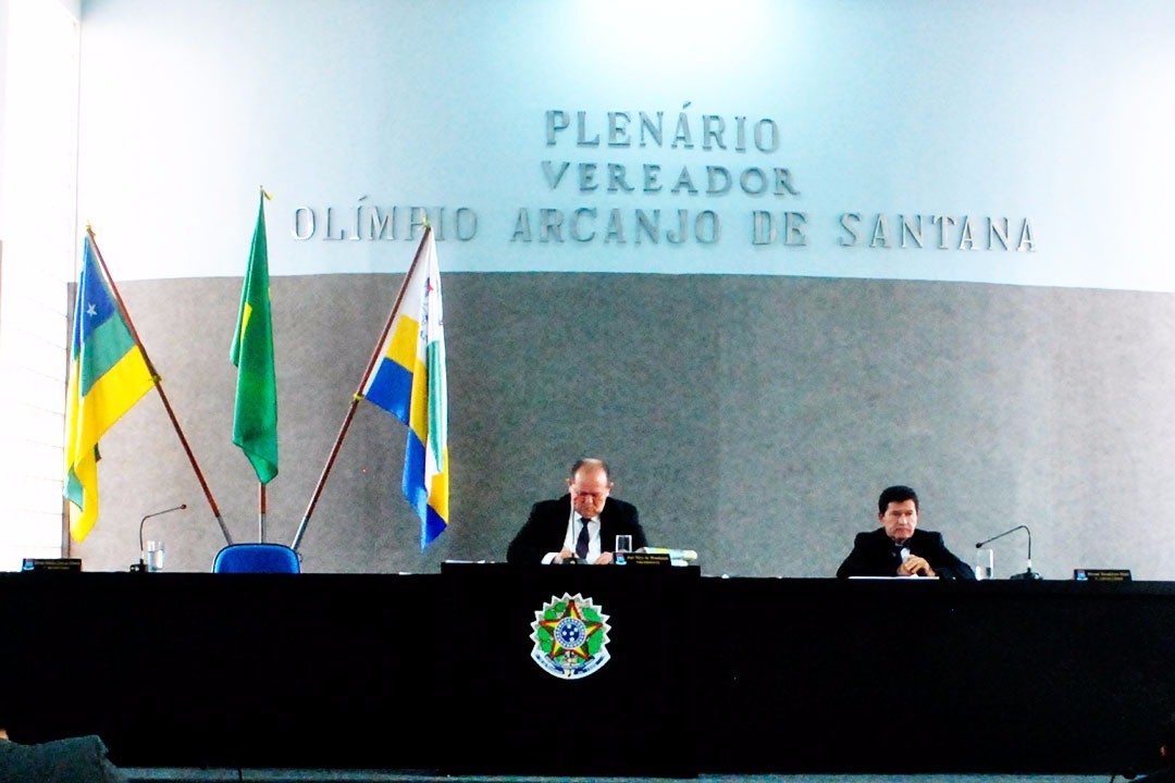 Matérias lidas no pequeno expediente do dia 27/04